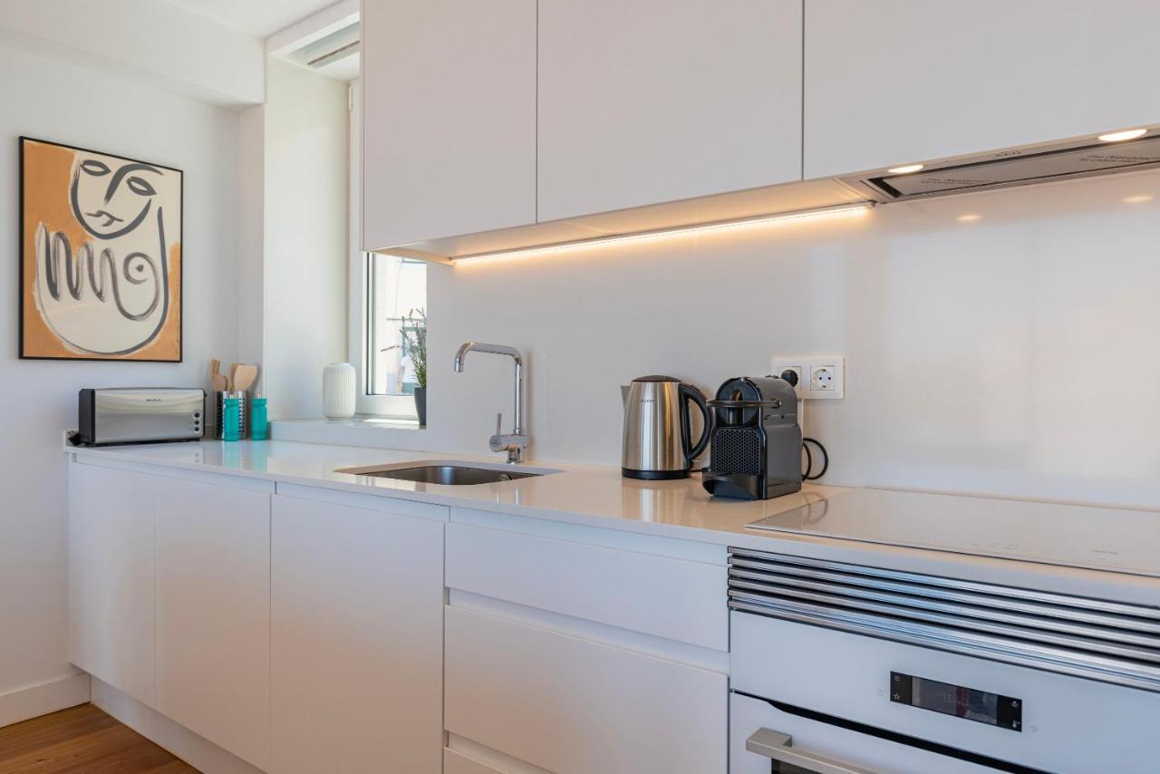 Apartment Design 3bdr Duplex W/balcony By Lovelystay