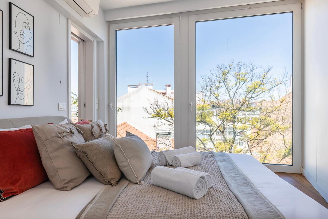 Design 3bdr Duplex W/balcony By Lovelystay Lissabon