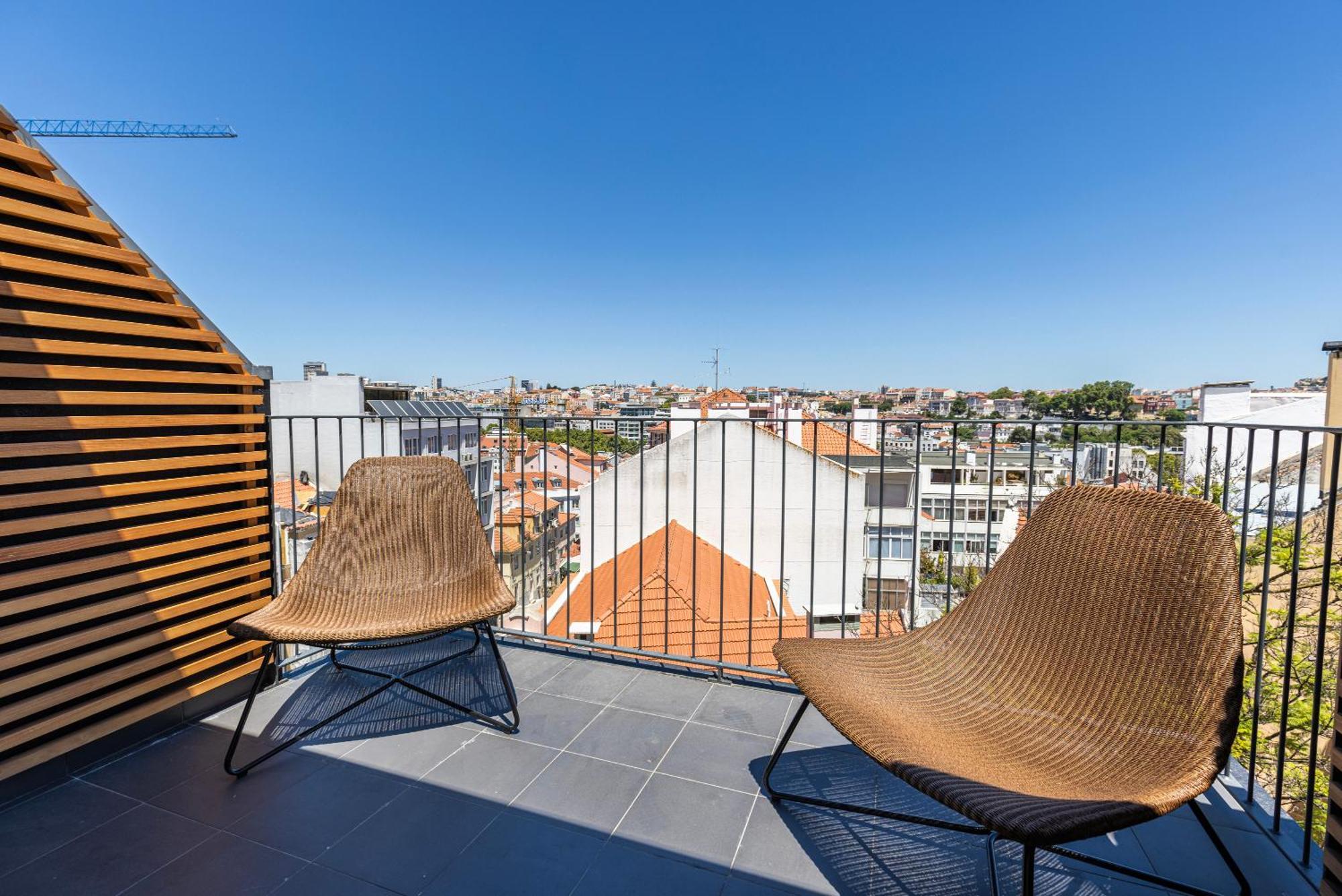 Design 3bdr Duplex W/balcony By Lovelystay Lissabon